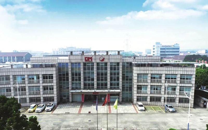 常州华威新质料丨一直突破立异 实现种种光学膜产品国产化